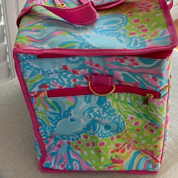 Lilly Pulitzer Insulated Cooler - Picture 4 of 9